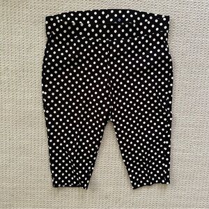 Torrid black polka dot bermuda Women’s bike shorts Size 3 18-20